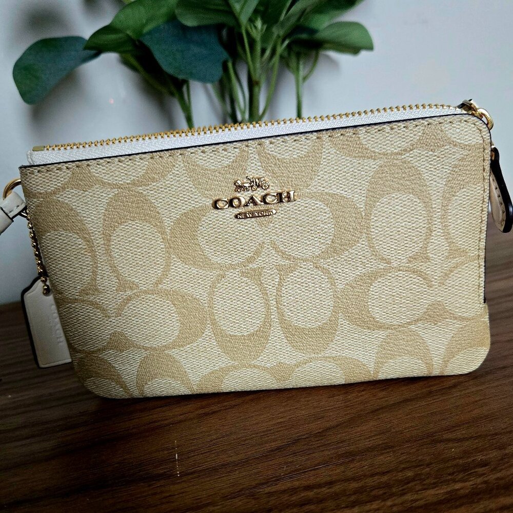 Coach Double Pocket Wristlet